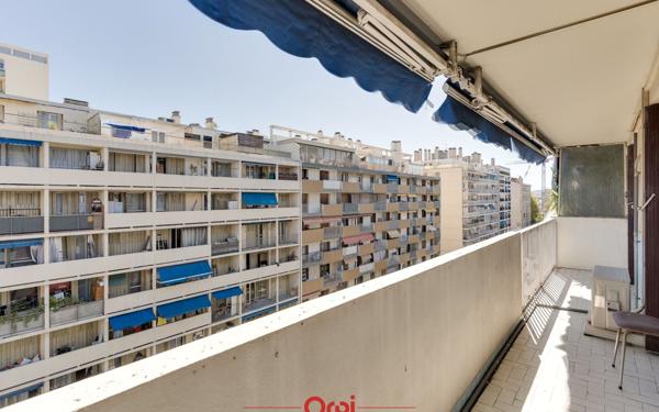 Appartement à vendre    4 pièces •  Marseille 2
