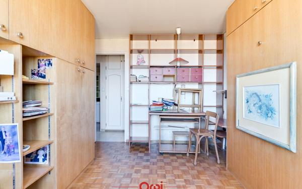 Appartement à vendre    4 pièces •  Marseille 2