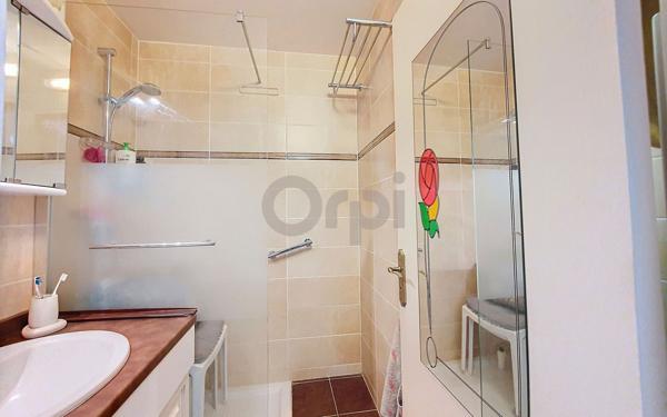 Appartement à vendre    2 pièces • 34 m2 Fréjus