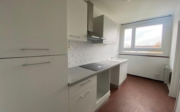 Appartement à louer    2 pièces • 52 m2 Saint-Dizier