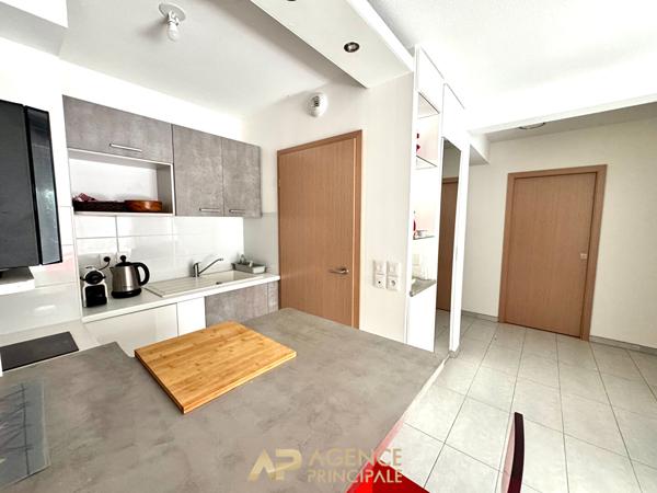 Appartement - T2 - 42m2 - Jardin - Parking - La Rochelle Médiathèque (Ville en bois) 295 000 € **  - Référence  JH736D2