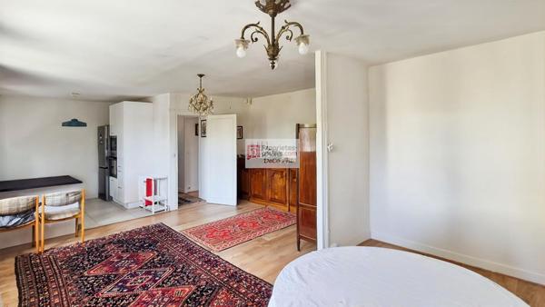 Maison  4 pièces  jardin  74m2  agrandissable  Versailles Montreuil