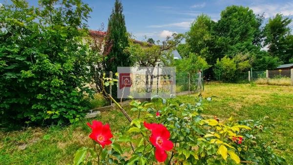 Maison  4 pièces  jardin  74m2  agrandissable  Versailles Montreuil