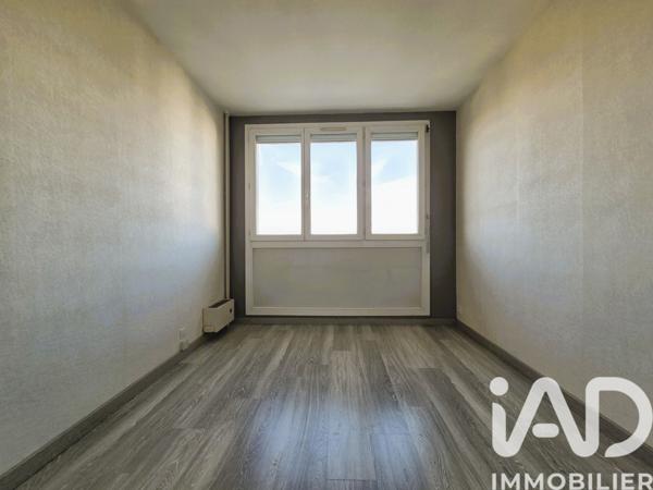 Location appartement 4 pièces 92 m² Troyes