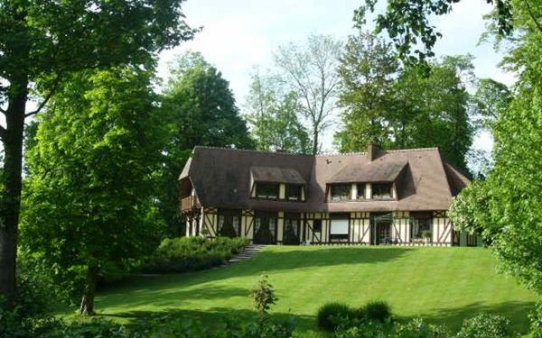 Maison à vendre    7 pièces • 387,60 m2 Abbeville