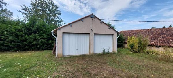 maison de village en pierre