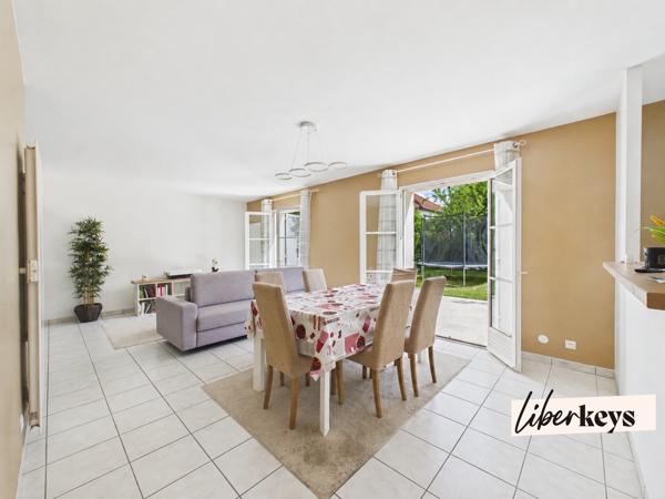 Maison familiale 160 m² – 5 chambres – Terrain de 500 m² – Sous-sol total