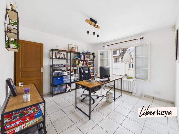 Maison familiale 160 m² – 5 chambres – Terrain de 500 m² – Sous-sol total