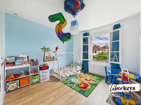 Maison familiale 160 m² – 5 chambres – Terrain de 500 m² – Sous-sol total
