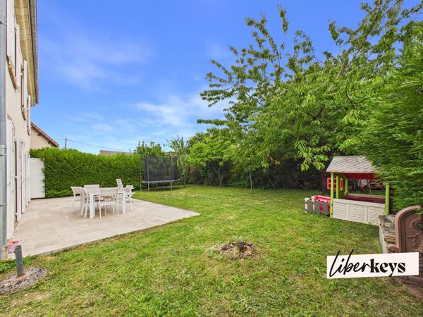 Maison familiale 160 m² – 5 chambres – Terrain de 500 m² – Sous-sol total
