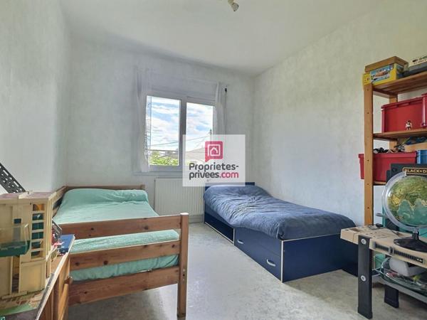 DEPT 33 - MERIGNAC ARLAC - Maison 6 pièce(s) 135 m2 avec jardin de 492m2 et un garage de 25m2