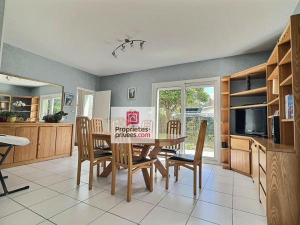 DEPT 33 - MERIGNAC ARLAC - Maison 6 pièce(s) 135 m2 avec jardin de 492m2 et un garage de 25m2