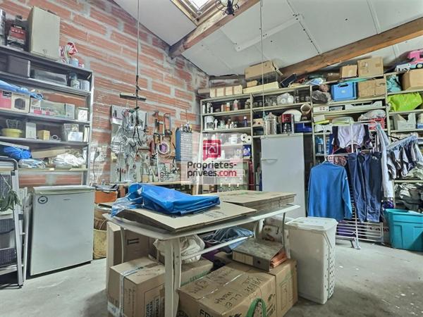 DEPT 33 - MERIGNAC ARLAC - Maison 6 pièce(s) 135 m2 avec jardin de 492m2 et un garage de 25m2