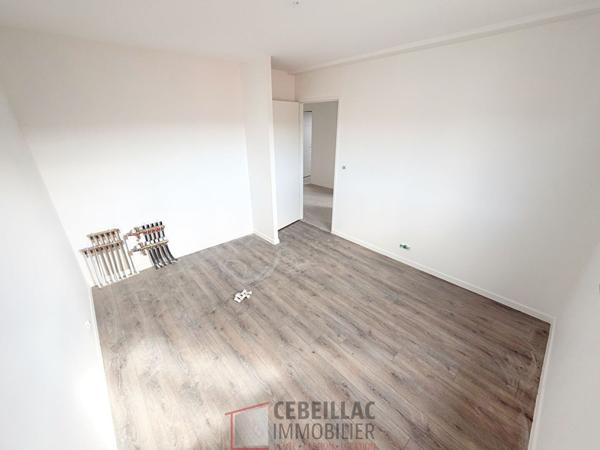 Maison 5 pièce(s) 4 chambre(s) 140 m²