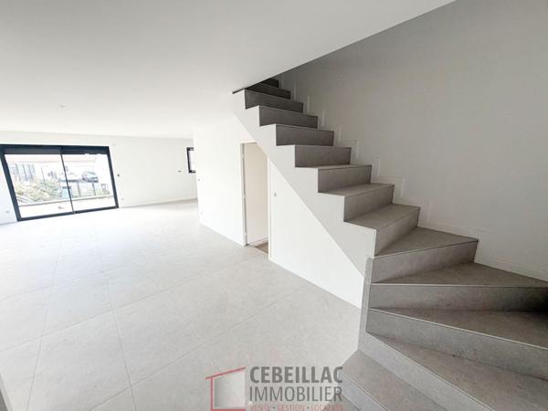 Maison 5 pièce(s) 4 chambre(s) 140 m²