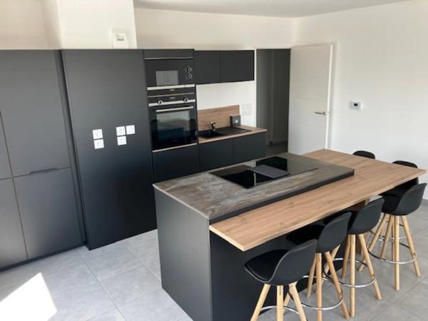 Appartement à vendre 3 pièces RILLIEUX LA PAPE (69) - DERNIER LOT EN TOIT TERRASSE- NEUF - terrasse de 42 m2