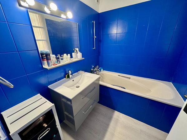 Appartement Nimes 4 pièce(s) 93.22 m2