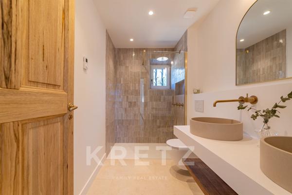 Élégance du Mas en pierre sèche, vue spectaculaire du Luberon – Gordes