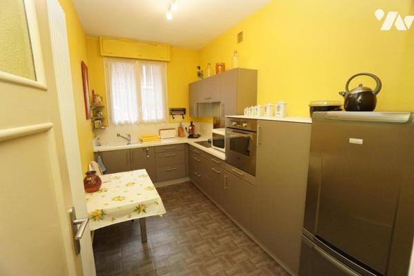 AMIENS HYPER CENTRE, proche Nouvelle Galerie, appartement de type 4 avec ASCENSEUR