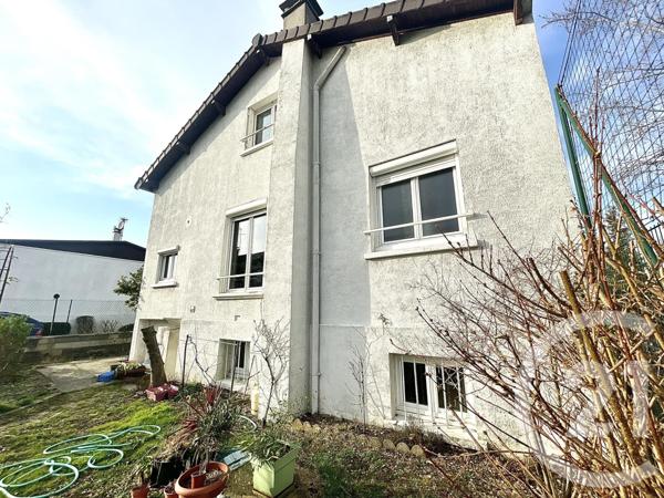 Maison à vendre  4 pièces - 77 m2 BOISSY ST LEGER - 94