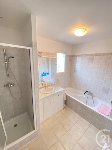 Maison à vendre  5 pièces - 118 m2 LA LONDE LES MAURES - 83