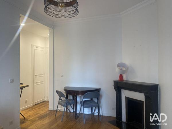 Location appartement 2 pièces 32 m² Paris 18