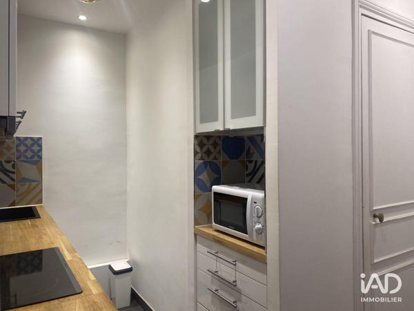 Location appartement 2 pièces 32 m² Paris 18