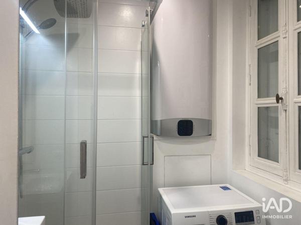 Location appartement 2 pièces 32 m² Paris 18