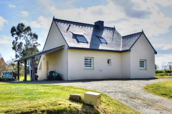 Maison  récente 4 chambres sur 1500 m2 au calme