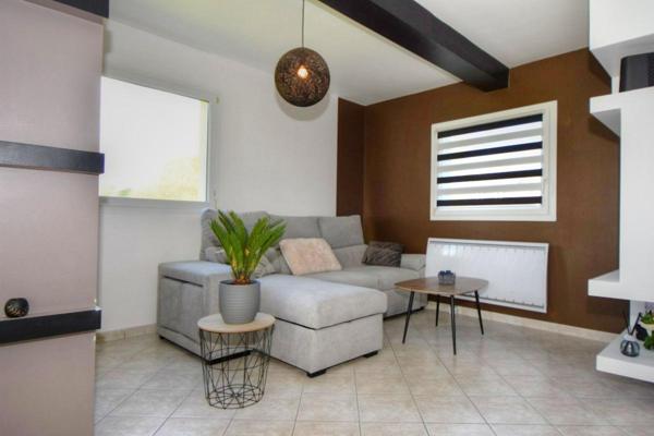 Maison  récente 4 chambres sur 1500 m2 au calme