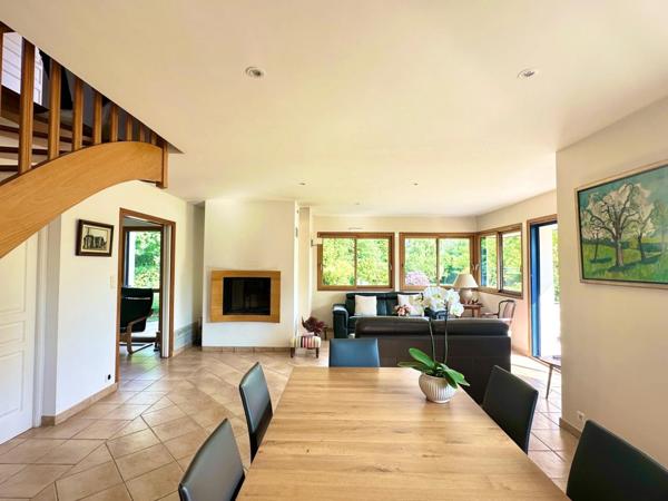 MAISON DE CHARME 134 m² - ÉVELLYS