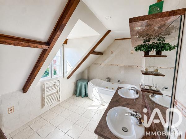 Maison à vendre 7 pièces 188 m² Pontault-Combault