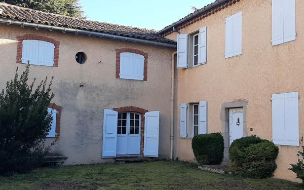 Maison à vendre    8 pièces • 334 m2 Aussillon