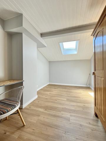 HAUTEUR ANNECY-LE-VIEUX - T5 de 115 m2 RÉNOVÉ - CAVE - 2 PARKI