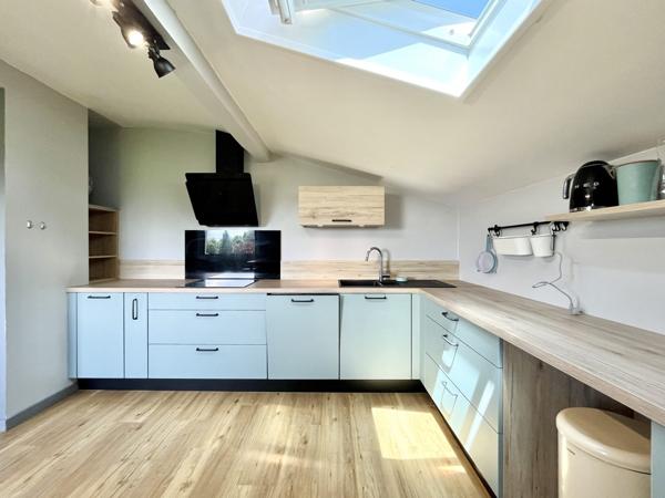 HAUTEUR ANNECY-LE-VIEUX - T5 de 115 m2 RÉNOVÉ - CAVE - 2 PARKI