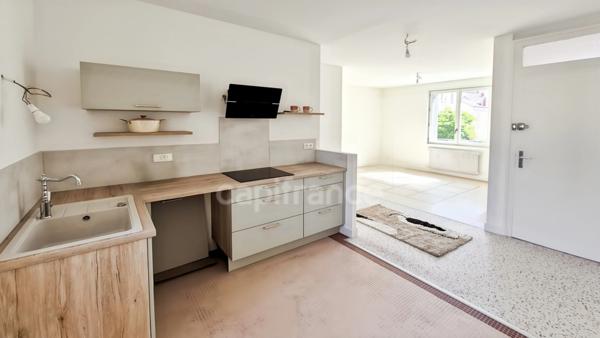 VICHY (03) - A VENDRE - Maison de ville - 110 m² + garage fermé