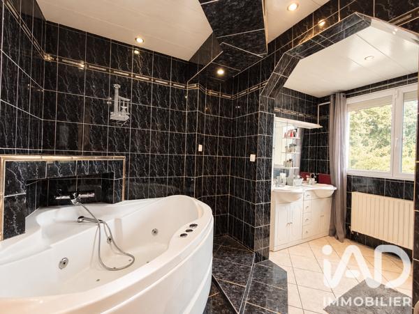 Maison à vendre 6 pièces 156 m² Clichy-sous-Bois