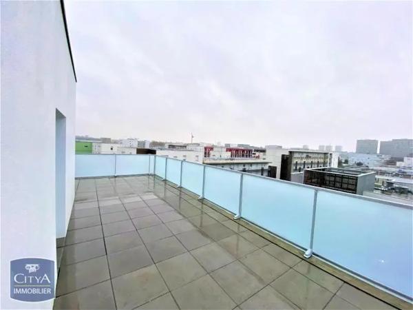 Appartement à louer 4 pièces 74.57m² Lormont (33310)