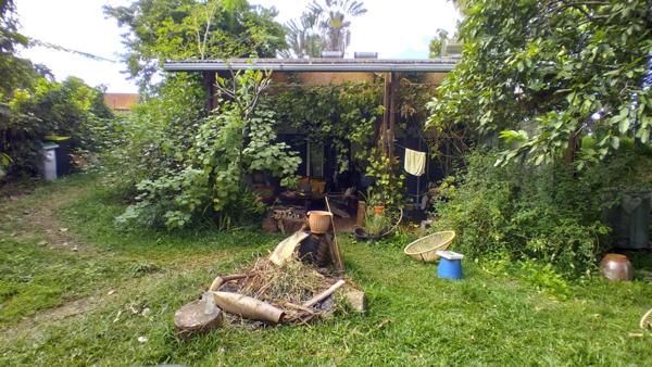 Maison F6 de 220 m² habitables avec 1 studio et 1 bungalow sur 1250 m² pour activité de location saisonnière