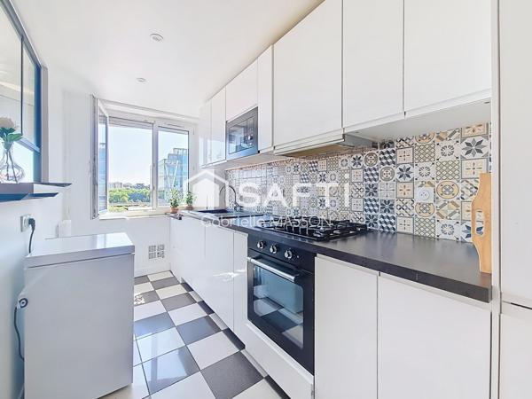 Appartement traversant avec BALCON et CAVE