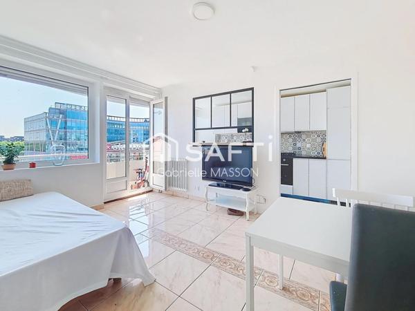 Appartement traversant avec BALCON et CAVE