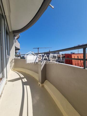 Appartement traversant avec BALCON et CAVE