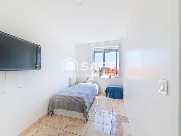 Appartement traversant avec BALCON et CAVE