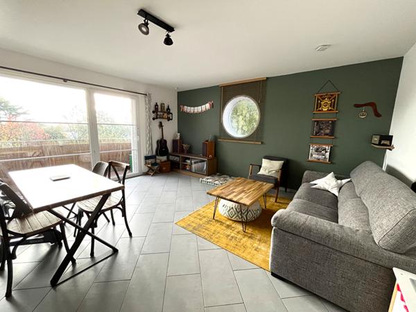 Appartement, 2 chambres, balcon, 2 places de parking