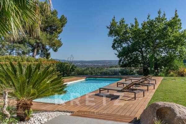 VILLA CONTEMPORAINE NEUVE D'EXCEPTION AVEC VUE PANORAMIQUE À COUPER LE SOUFFLE