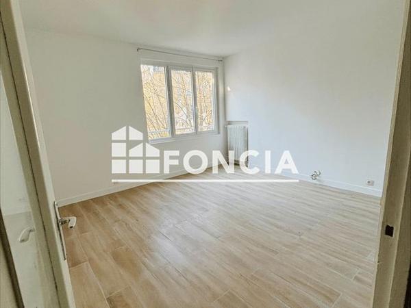 Location Studio 31.84 m² - 54 RUE PERRONET Neuilly 92200