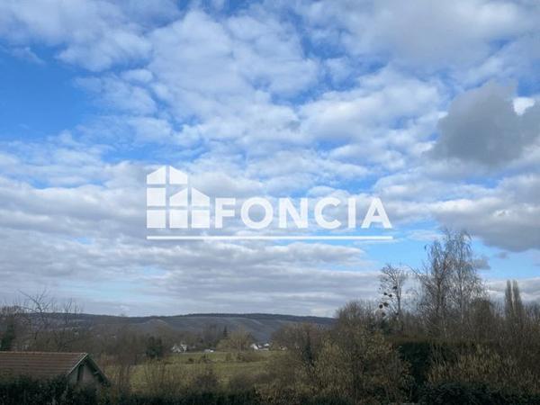 À vendre Appartement 5 pièces 75.9 m² - ÉTampes-sur-marne 02400