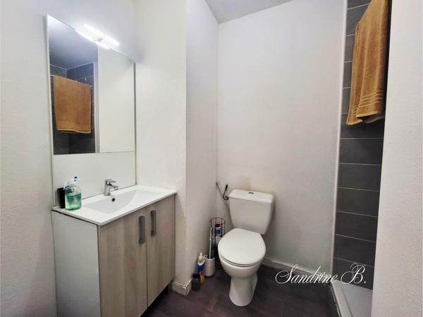 Studio avec parking privé