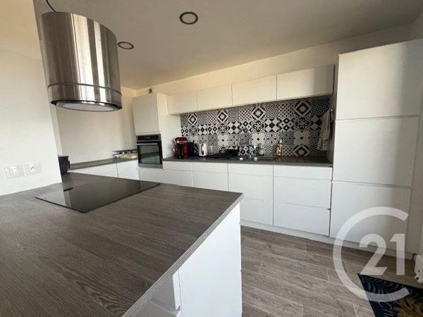 Appartement F4 à vendre  4 pièces - 80,23 m2 MANTES LA VILLE - 78