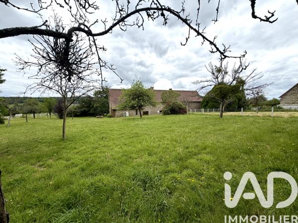 Maison à vendre 11 pièces 310 m² Saint-Pois